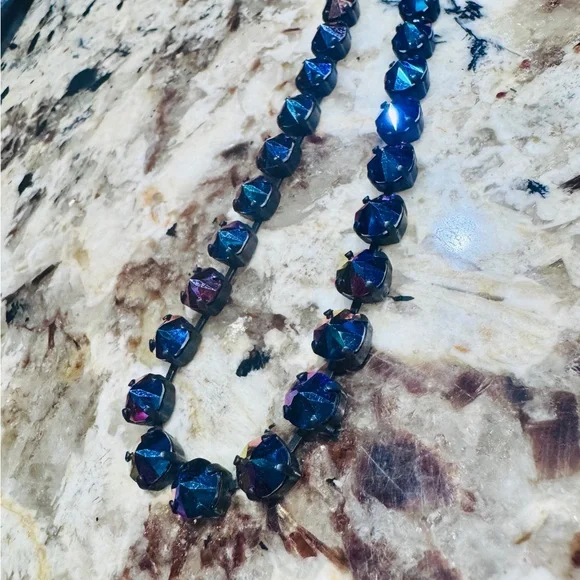 TOVA Volcano Sparkling Stud Oakland Smutt Crystal Necklace - Picture 15 of 15